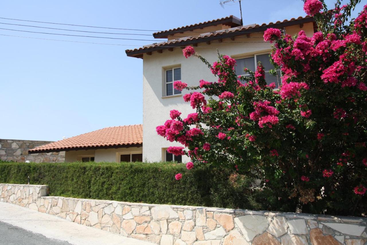 Amoroza Villa Pissouri Exterior photo